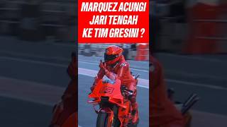 MARQUEZ BERI SALAM JARI TENGAH marcmarquez gresiniracing ducaticorsebabyalien barcelonatest [upl. by Thadeus]