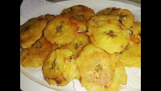 Tostones de plátano macho verde A puñetazo petacones [upl. by Ximena]