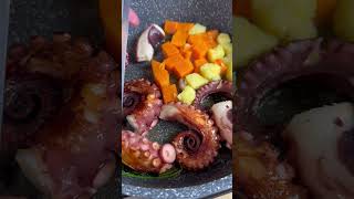 🧡 POLPO ARROSTO con PATATEun CAPOLAVORO di SAPORI🐙🥔 Shorts [upl. by Ronoh]