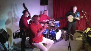 Armel Amiots Banjo Club quotDoudou pa plerequot LIVE [upl. by Aiekram]