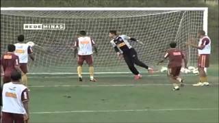 Ronaldinho  Freestyle At Training  20132014  Atletico MG NEW [upl. by Jack430]