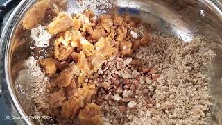 nariyal amp jaggery ke laadu Bina ghee ke [upl. by Stier]