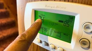 Honeywell Home Thermostat  How to Set Temperature [upl. by Nickie]