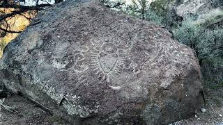 Crooked River Petroglyph amp quotThe Islandquot Natural Landmark  Lake Billy Chinook  Central Oregon  4K [upl. by Slayton]