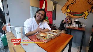 Joshua Suherman Jajan Brick Pastrami Burger  MAKAN RECEH 141121 [upl. by Oyam]