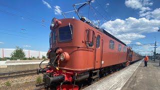 Tåg vid Herrljunga station [upl. by Nauqan562]