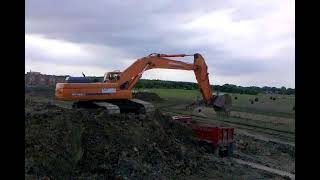 Doosan DX 420 Excavator [upl. by Juditha]