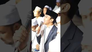 Gus Azmi Sholawat Bahasa Inggris gusazmi syubbanulmuslimin [upl. by Serge]