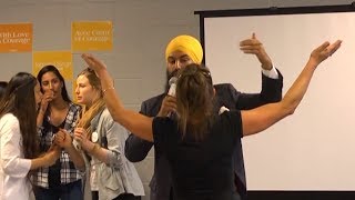 NDP leadership candidate Jagmeet Singh responds to heckler at meetandgreet [upl. by Shirlie]