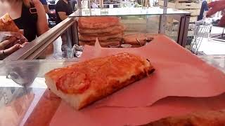 Street Food di Palermo  Lo sfincionello [upl. by Ardnaek]