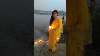 Aai hai diwali suno ji gharwali status  Govind song Diwali statusshortvideo🪔🪔🪔🪔 [upl. by Ilana615]