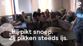 En Jays zus wil een vrouw voor hem zoeken 53  Een Huis Vol [upl. by Jillana]