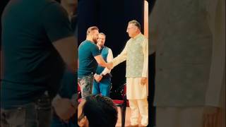 SALMAN KHAN💕 MEET BOMAN IRANI💞 BHAIJAAN 4K STATUS💥 salmankhan bhaijaan bomanirani shorts [upl. by Annhoj]