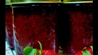 How to Make Strawberry Pomegranate Jam [upl. by Yatnuhs654]