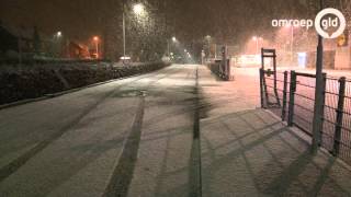 De eerste sneeuw [upl. by Woodrow]