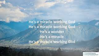 Em i man Bilong makim miracle Hes a miracle working God [upl. by Ertsevlis]