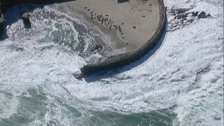 Childrens Pool La Jolla sea wall damage from strong waves  Above San Diego [upl. by Xino]