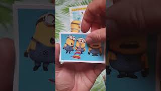 Opening Booster Pochette Moi Moche et Méchant 4 Despicable Me Minion Best of Panini 77 [upl. by Melas]