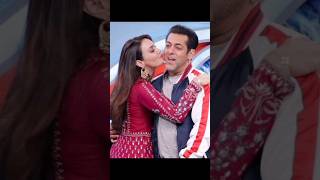 Salman khan with preity zinta ❤️mannta ve song💗love hindi song viral shortstending [upl. by Kcirdderf]