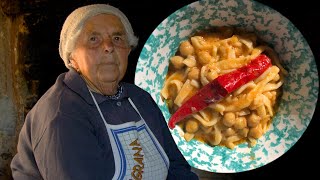 Watch great great granny Angelina make pasta with chickpeas [upl. by Ari]