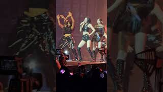 IVE  YUJIN amp LEESEO  Woman Like Me  Show What I Have  1ST WORLD TOUR Chicago FANCAM 4K [upl. by Silliw]