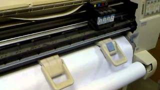 Plotter HP DesignJet 450C [upl. by Ingaberg153]