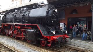 VAPORIERA TEDESCA BR50 3673 IN STAZIONE A LOCARNOCH 26  3  2017 [upl. by Mall]