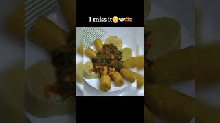 Tha african lunch matooke food fooodlover africa fruit frui [upl. by Tlevesor]