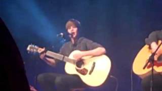 Down To Earth Acoustic  Justin Bieber [upl. by Nnarefinnej]