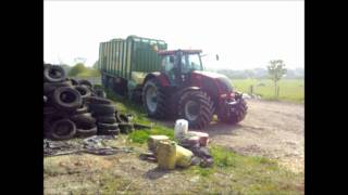 Ensilage dherbe à lautochargeuse  Silage grass autoloader [upl. by Yelich]