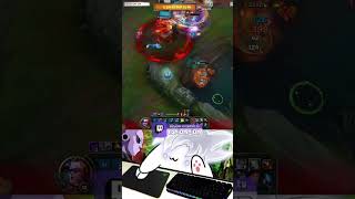 LA PECHIE C edpiumpium Leagueoflegends streamer fyp follow like [upl. by Pittman]