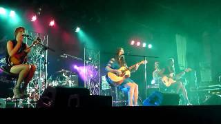 The McClymonts  I Wont Back Down Tom Petty Cover  19th March 2011 [upl. by Dream]