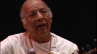 Raag Darbari Kanada by Ud Vilayat Khan with Pt Kishan Maharaj [upl. by Aneala73]