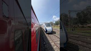 22226 Solapur  Mumbai CSMT Vande Bharat Express overtakes 22731 Hyderabad Mumbai Express [upl. by Clawson]