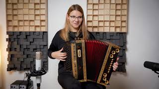 In da Mölltalleitn mit Sophia  Steirische Harmonika [upl. by Digirb]