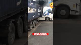 Chauffeur conteneur transport shortvideo routier shortsviral [upl. by Queston]