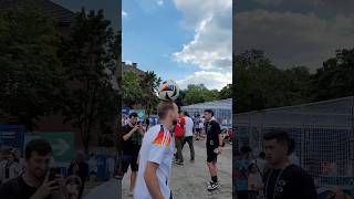 Mit dem Ball auf dem Kopf euro2024withshorts [upl. by Oirtemed]