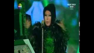 DIVA BULENT ERSOYSHOW  Sevdim Seni Mabuduma [upl. by Macdonald]