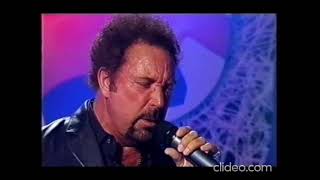 Tom Jones Sixteen Tons 2003 [upl. by Rafi]