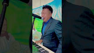 Leonardo Gamez Cantando Con Su Teclado [upl. by Gamal]