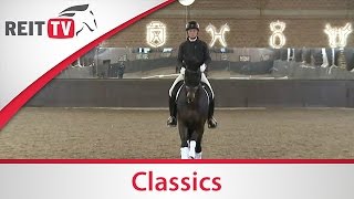 Dressurreiten lernen Aufgabenreiten LDressur L4  REITTVClassics [upl. by Lewendal]