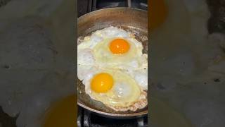 Fried Eggs Darto Carbon Steel Pan cooking breakfast [upl. by Gudrun]