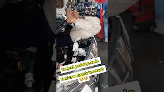 To jest poświęcenie taki mechanik to skarb 😂😂😂 mechanic car comedy [upl. by Schafer]