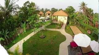 Au Cabaret Vert Hotel and Eco Resort Battambang Cambodge [upl. by Ednutabab]