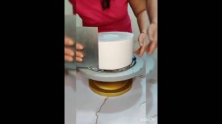 How to get Sharp edge and Flat top on Whipped cream Cake  whippedcream cake sharpedge tutorial [upl. by Yaron]