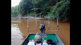 solo saturday night catfishing the Yadkin river [upl. by Leggat]