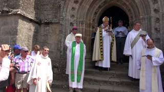 Locronan La seconde grande Troménie 2013 Le départ [upl. by Nysa]