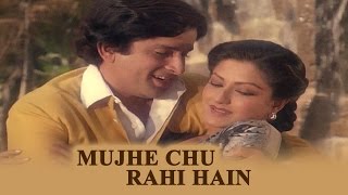 Mujhe Chu Rahi Hain Teri Garam Sansen Video Song  Swayamvar  Shashi Kapoor amp Moushumi Chatterjee [upl. by Oynotna]