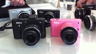 Nikon 1 Das Spitzenmodell V1 im Vergleich zur J1 pink [upl. by Riva155]