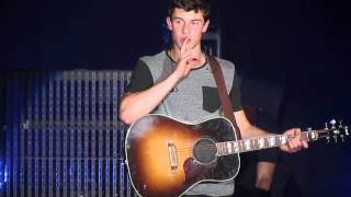 Shawn Mendes singing Aftertaste without a mic at the Paramount Theater 61015 [upl. by Eleda]